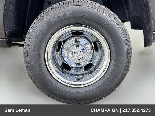New 2026 Granite Crystal Metallic Clear-Coat Exterior Paint RAM Tradesman image 29