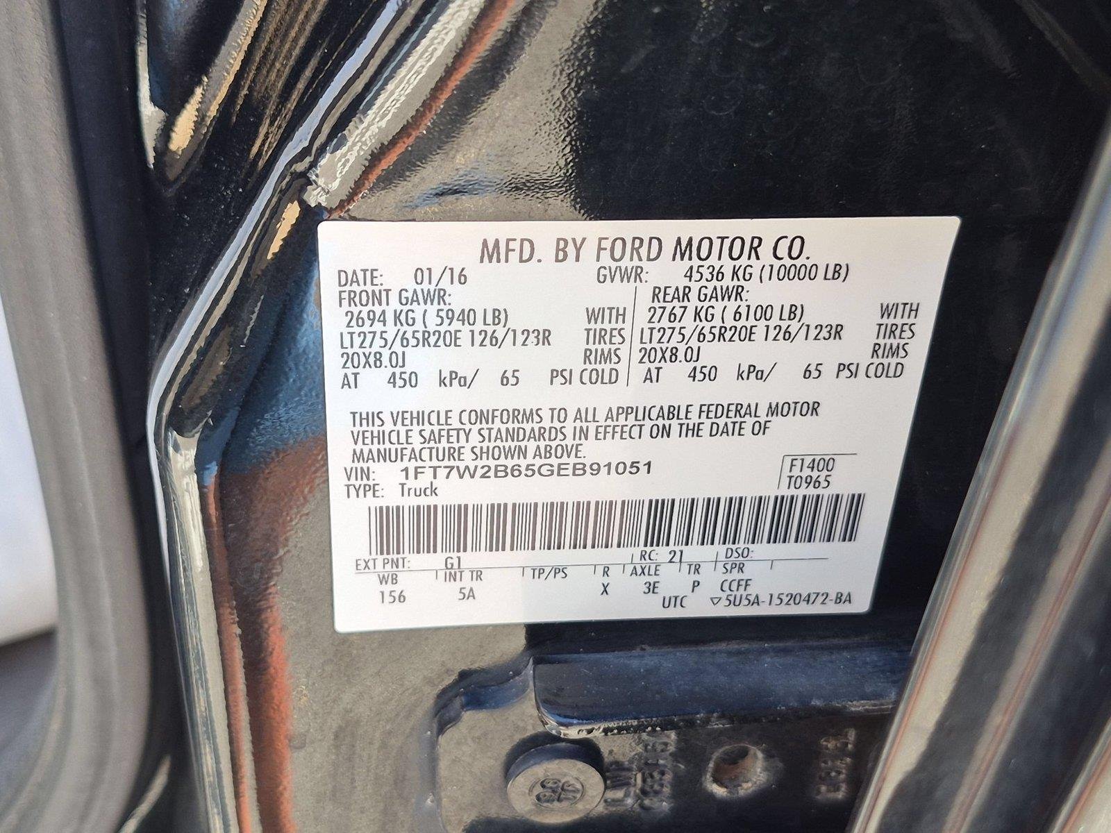 Used 2016 Shadow Black Ford Lariat image 37