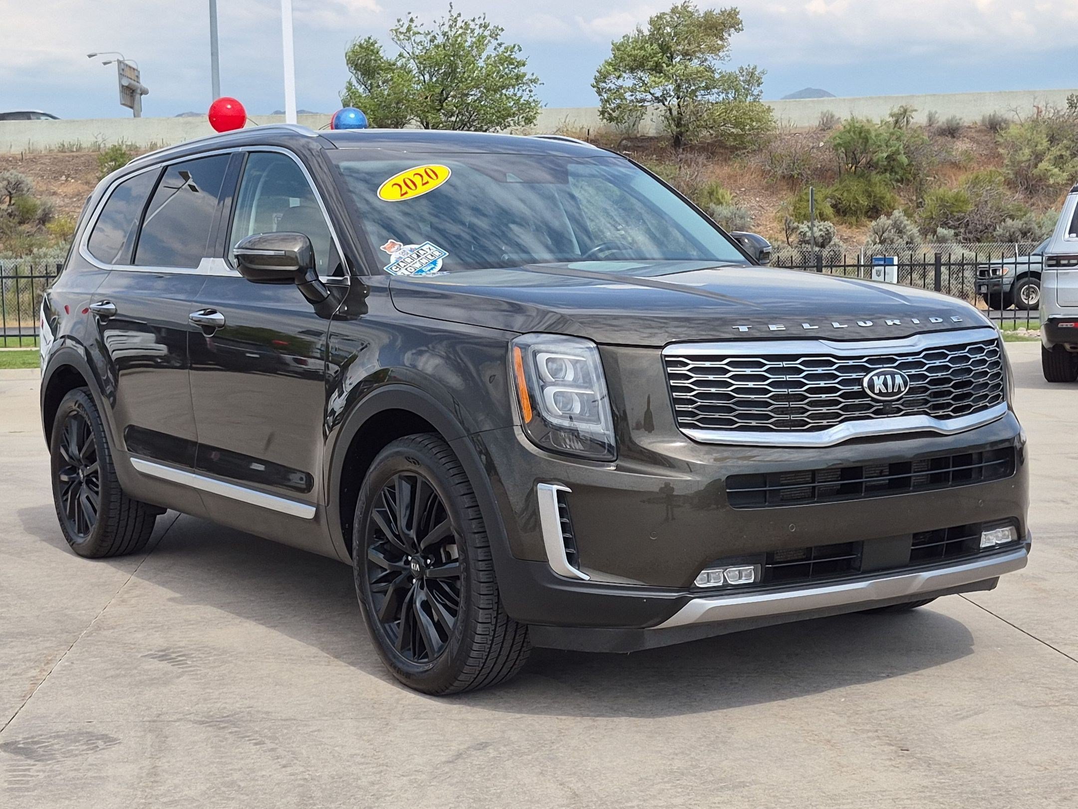 Used 2020 Dark Moss Kia SX image 7