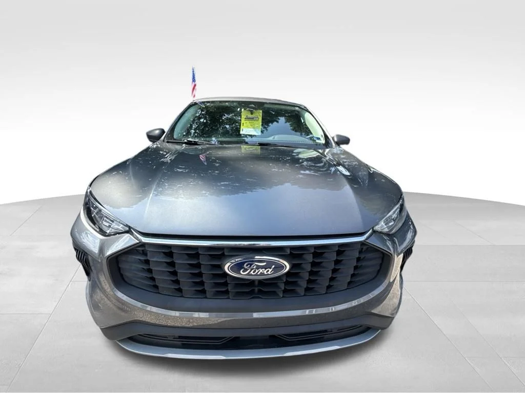 Used 2024 Gray Ford Active image 9