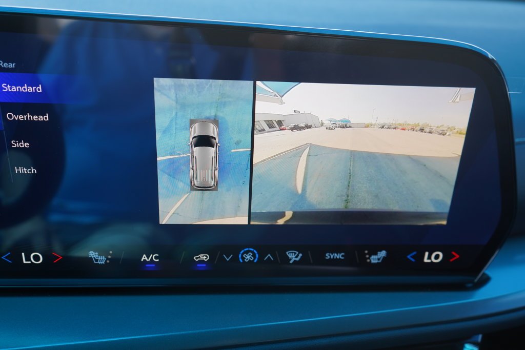 2026 Chevrolet Traverse LT - Photo 31