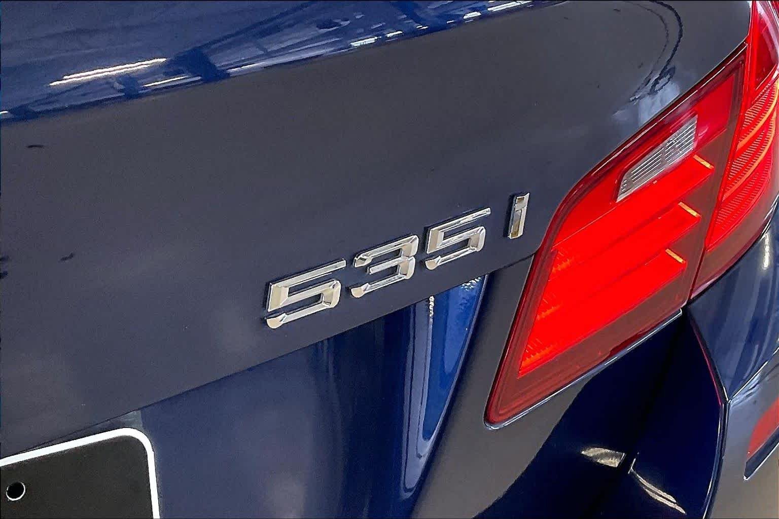Used 2015 Mediterranean Blue Metallic BMW 535i image 31