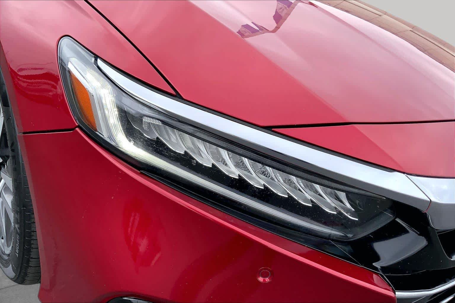 Used 2021 Radiant Red Metallic Honda EX-L image 27