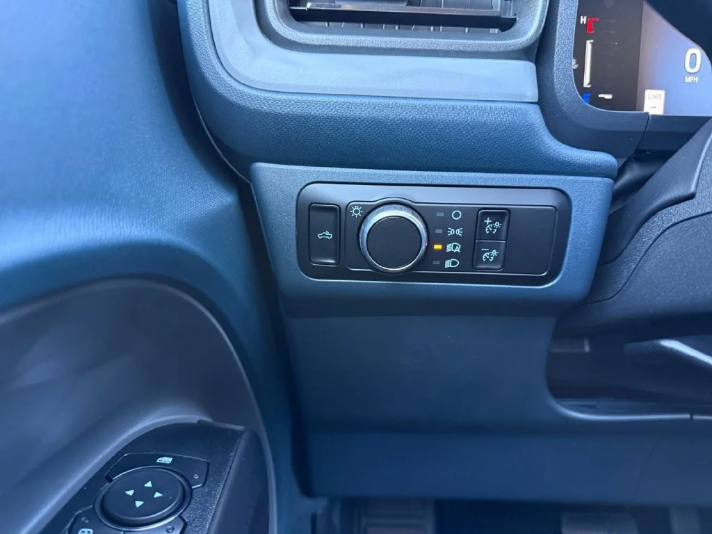 New 2026 Oxford White Ford Tremor® image 24