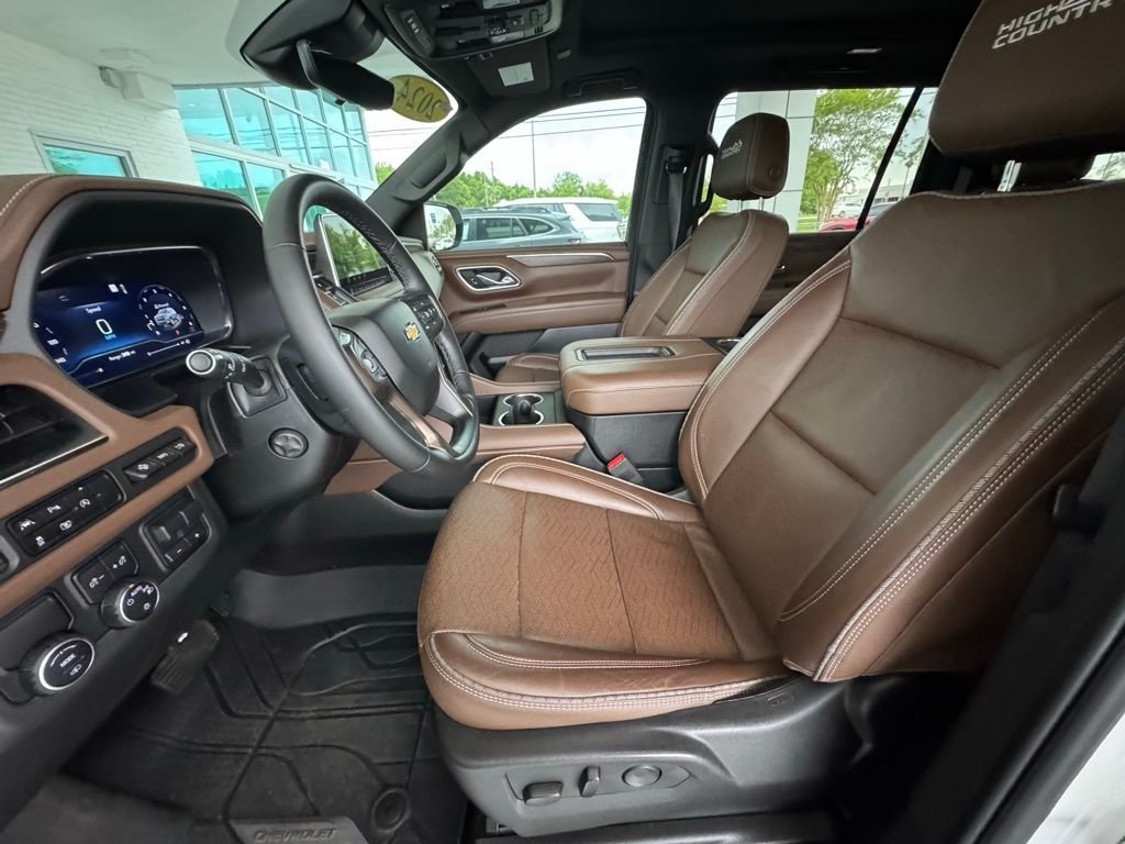 Used 2024 Beige Chevrolet High Country image 13