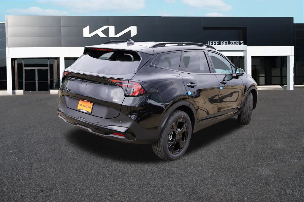 New 2027 Fusion Black Kia X-Line image 3