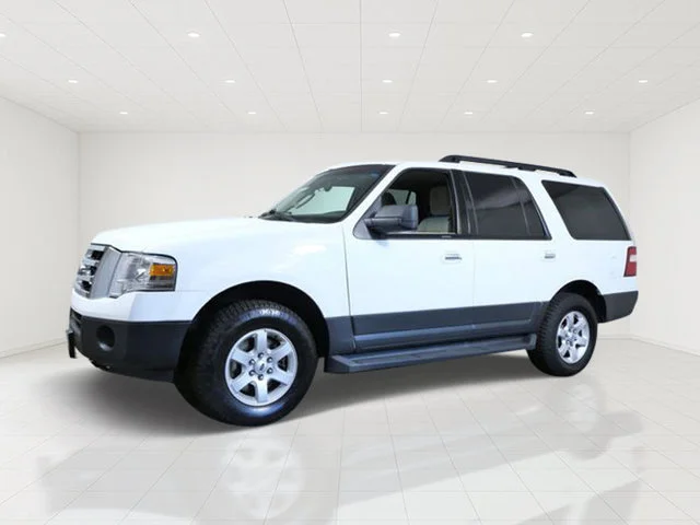 Used 2014 White Ford XL image 2