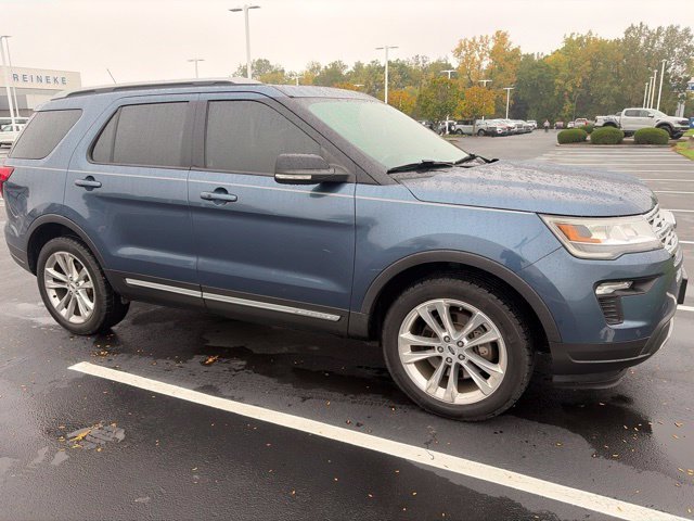 Used 2018 Blue Metallic Ford XLT image 9