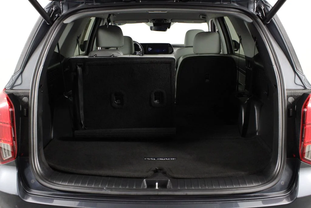 Used 2024 Gray Hyundai SEL image 18
