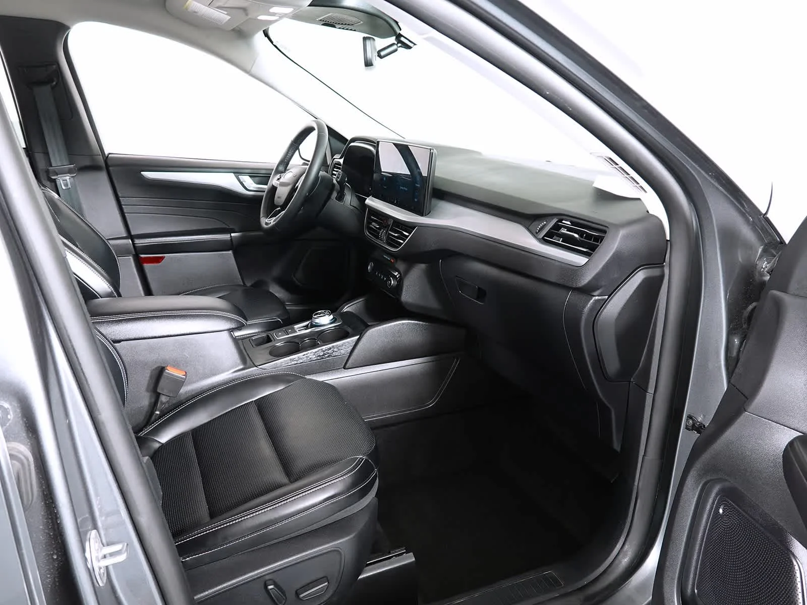 Used 2025 Carbonized Gray Ford Platinum image 15