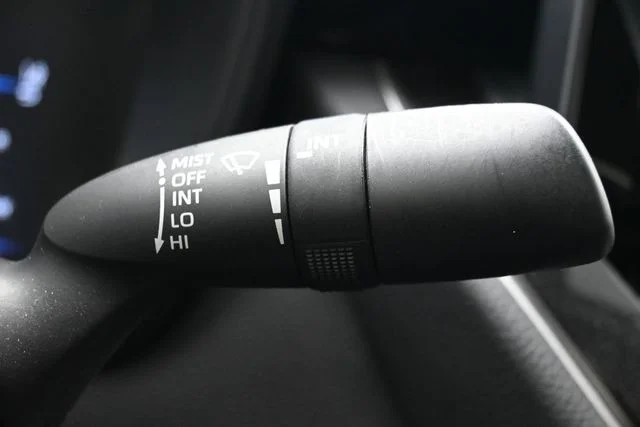 Used 2022 Silver Toyota LE image 20