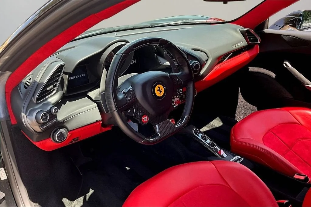 Used 2019 Nero Daytona Ferrari  image 15