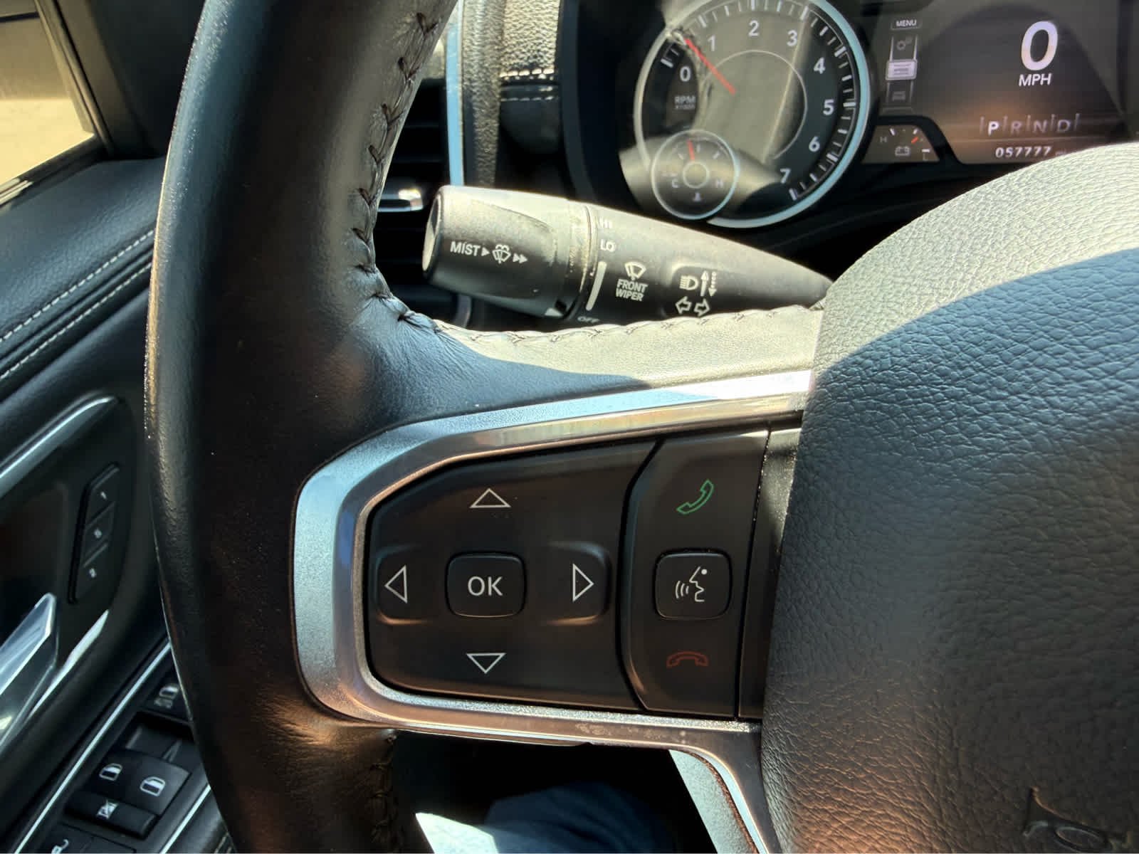 Used 2023 Billet Silver Metallic Clearcoat Ram Laramie image 29