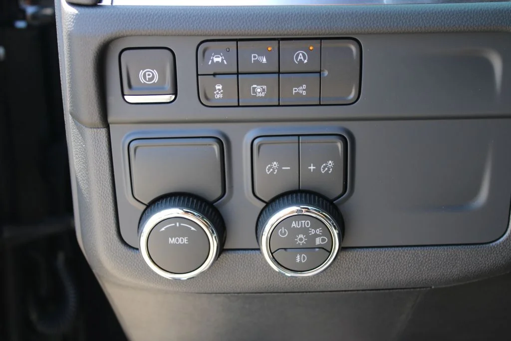 Used 2026 Black Chevrolet LT image 30