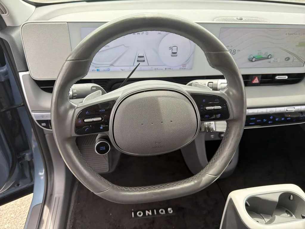 Used 2024 Blue Hyundai SEL image 11