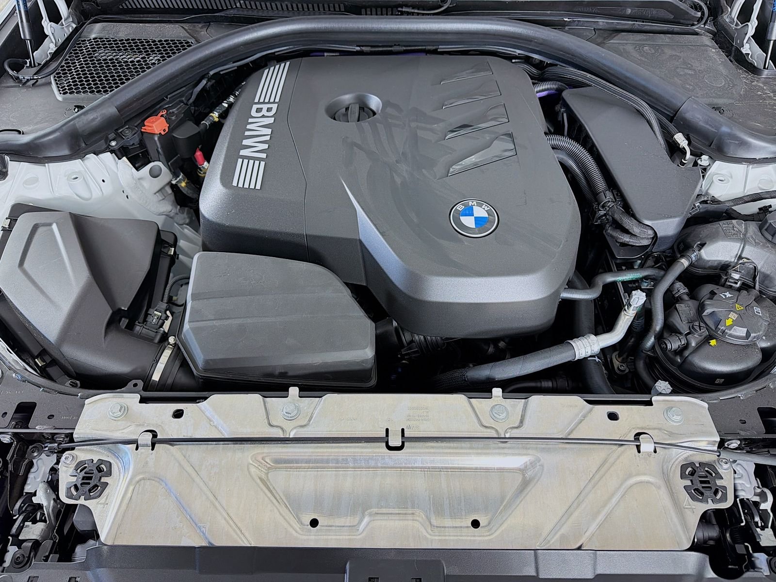 New 2026 Mineral White Metallic BMW 330i image 31
