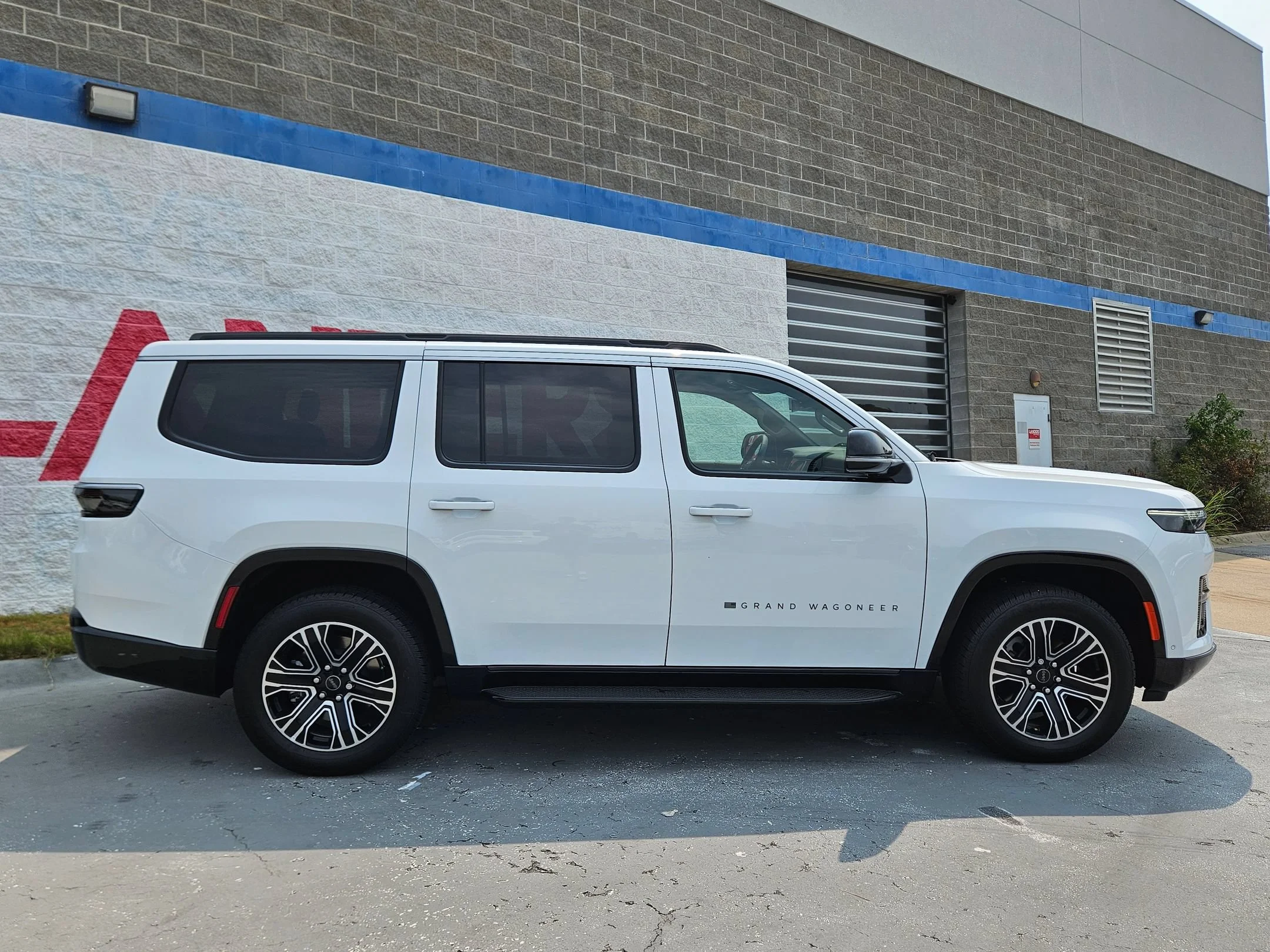 New 2026 Bright White Clearcoat Jeep  image 8