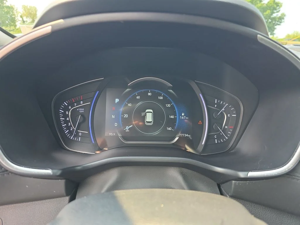 Used 2020 Earthy Bronze Hyundai SEL image 15