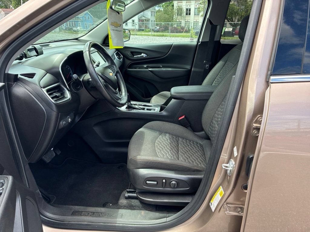 Used 2018 SANDY RIDGE METALLIC Chevrolet LT image 16