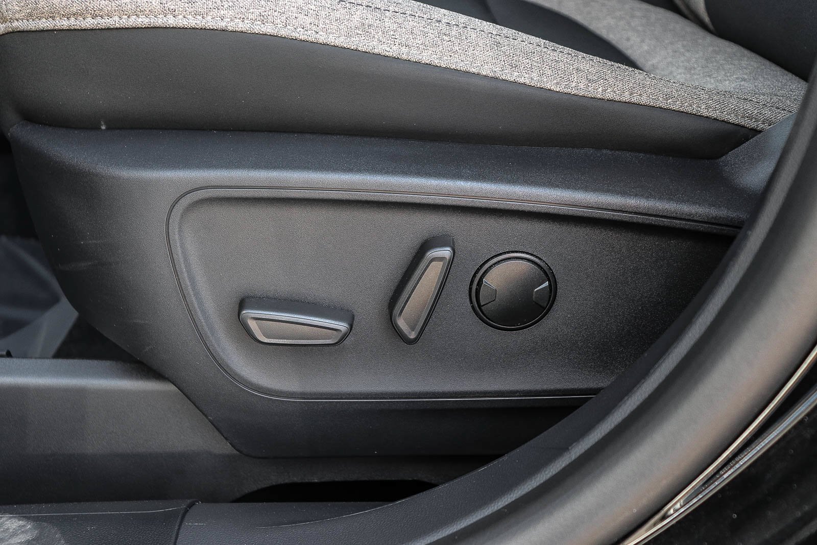 Used 2026 Shadow Black Ford Big Bend image 22