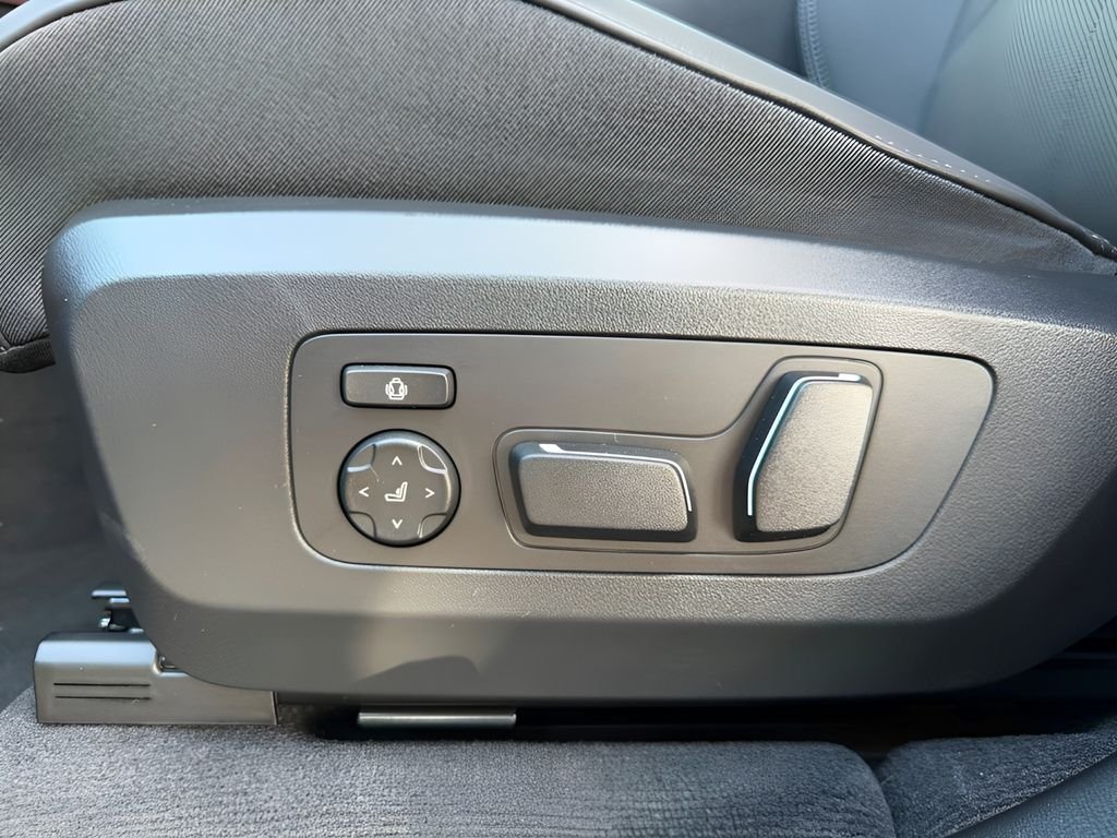 New 2026 Skyscraper Grey Metallic BMW 30 xDrive image 11