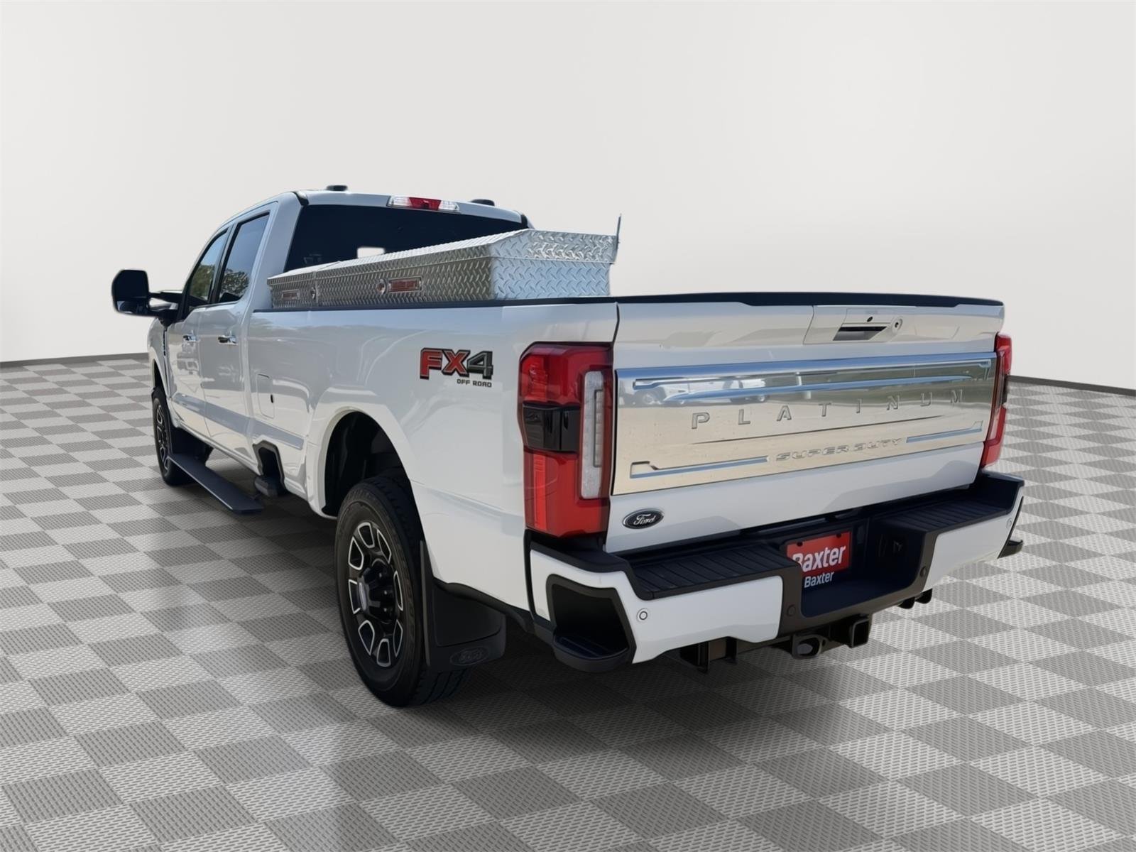 Certified Used 2024 Star White Metallic Tri-Coat Ford Platinum image 5