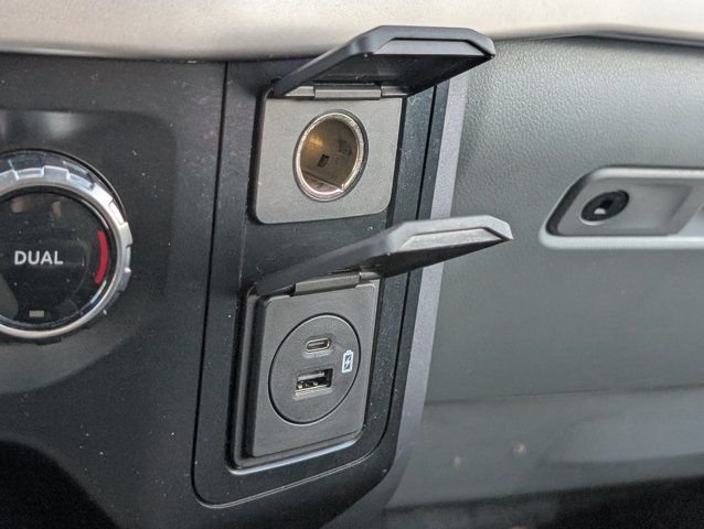 2023 Ford F-150 XLT - Photo 19