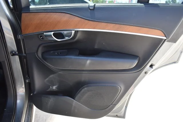 Used 2018 Gray Volvo T6 Inscription image 18