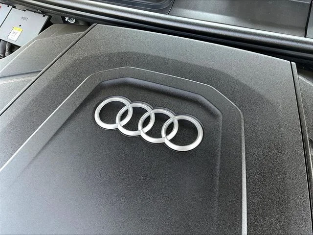 Used 2025  Audi 55 Premium image 34
