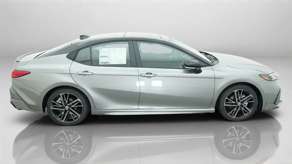 New 2026 Heavy Metal with Midnight Black Metallic roof Toyota XSE image 7