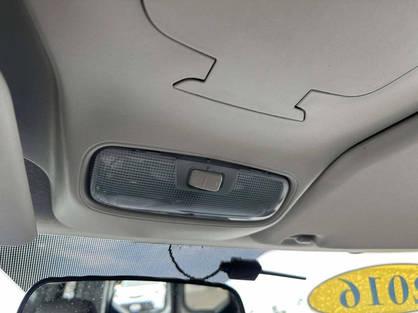 Used 2016 White Ford XL image 27