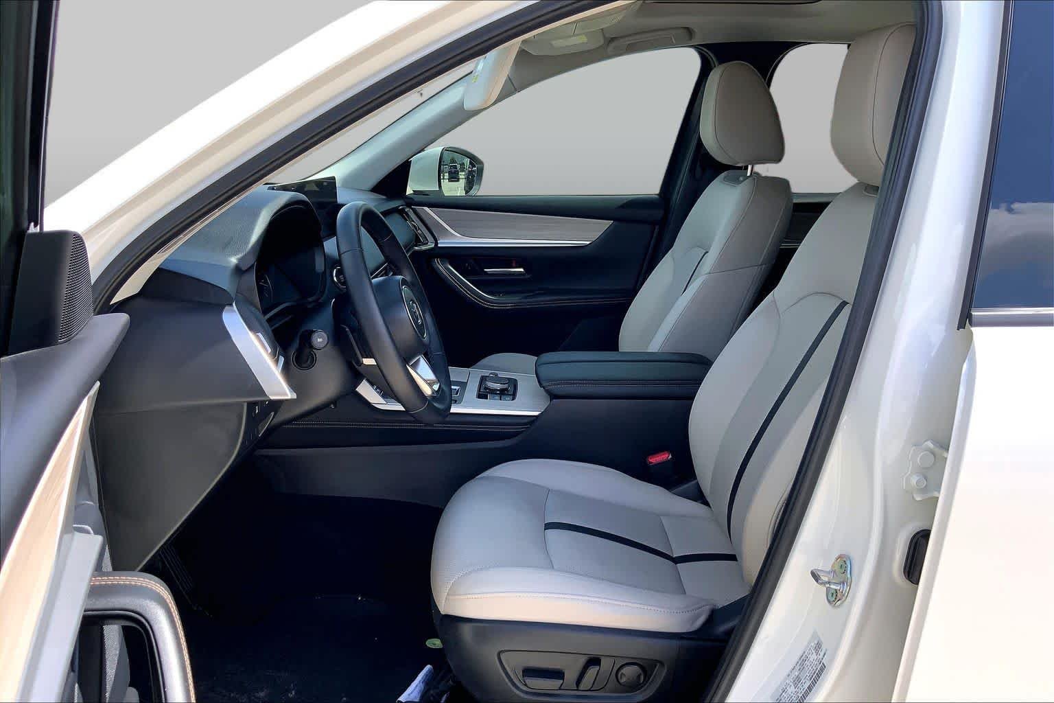 Pre-Owned 2025 Mazda CX-90 Preferred Package