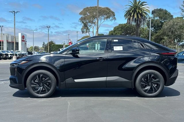 2026 Toyota C-HR SE - Photo 7