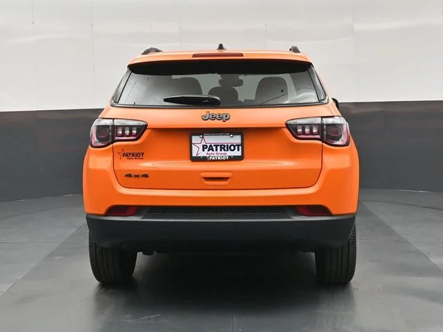 New 2026 Joose Exterior Paint Jeep Latitude image 6