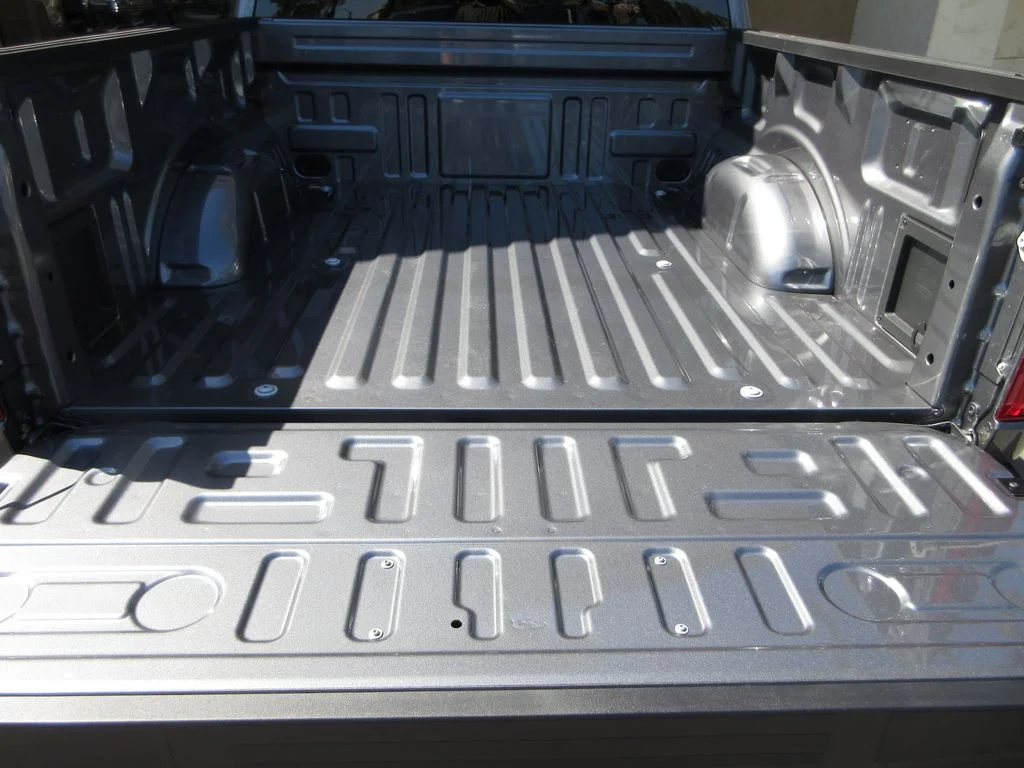 New 2026 Carbonized Gray Metallic Ford STX image 25