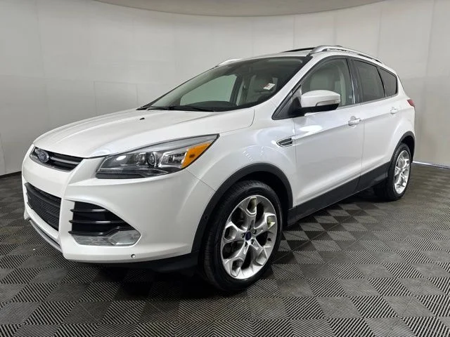 Used 2016 White Platinum Clearcoat Metallic Ford Titanium image 8