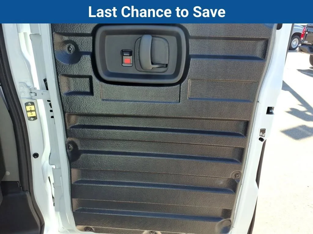2025 Chevrolet Express Cargo Work Van - Photo 20
