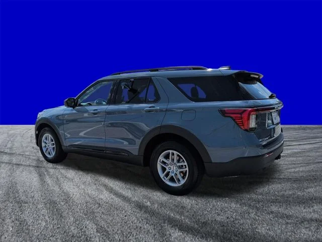 New 2026 Vapor Blue Metallic Ford Active image 6