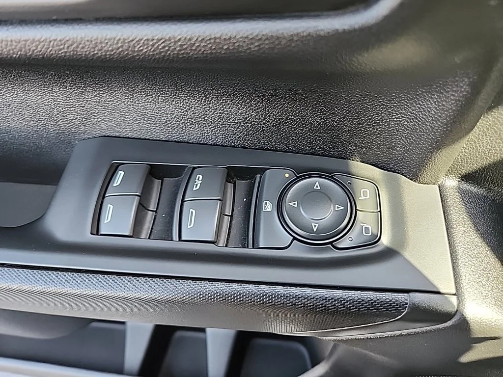 Used 2023 Gray Chevrolet Custom image 12