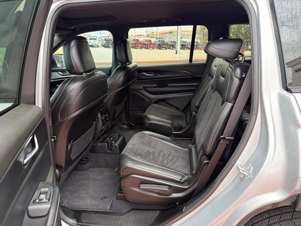 Used 2025 Silver Jeep Altitude X image 13