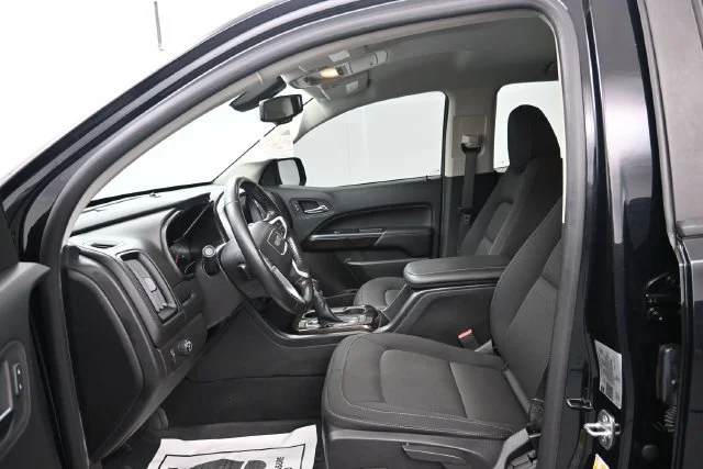 Used 2022 ONYX BLACK GMC 2WD Elevation image 10