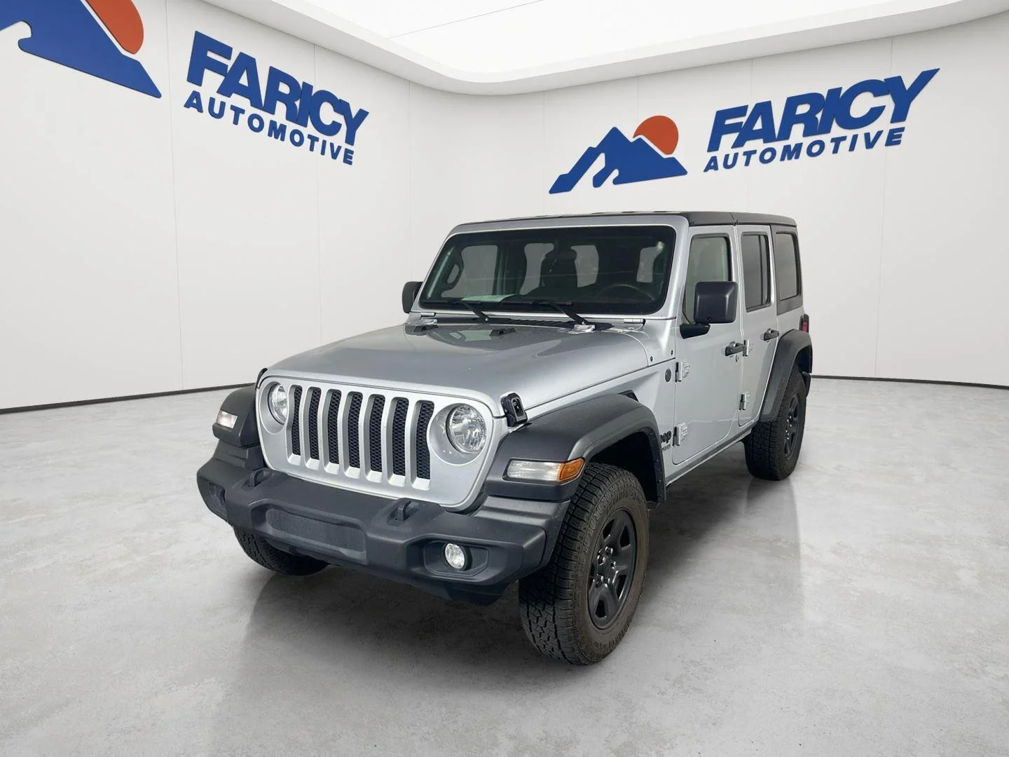 Used 2022 Silver Zynith Clearcoat Jeep Unlimited Sport image 2