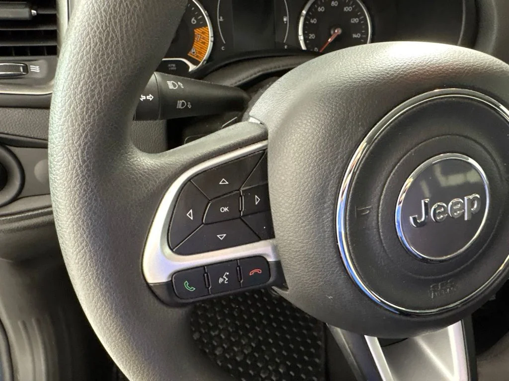 Used 2023 Blue Jeep Latitude image 25
