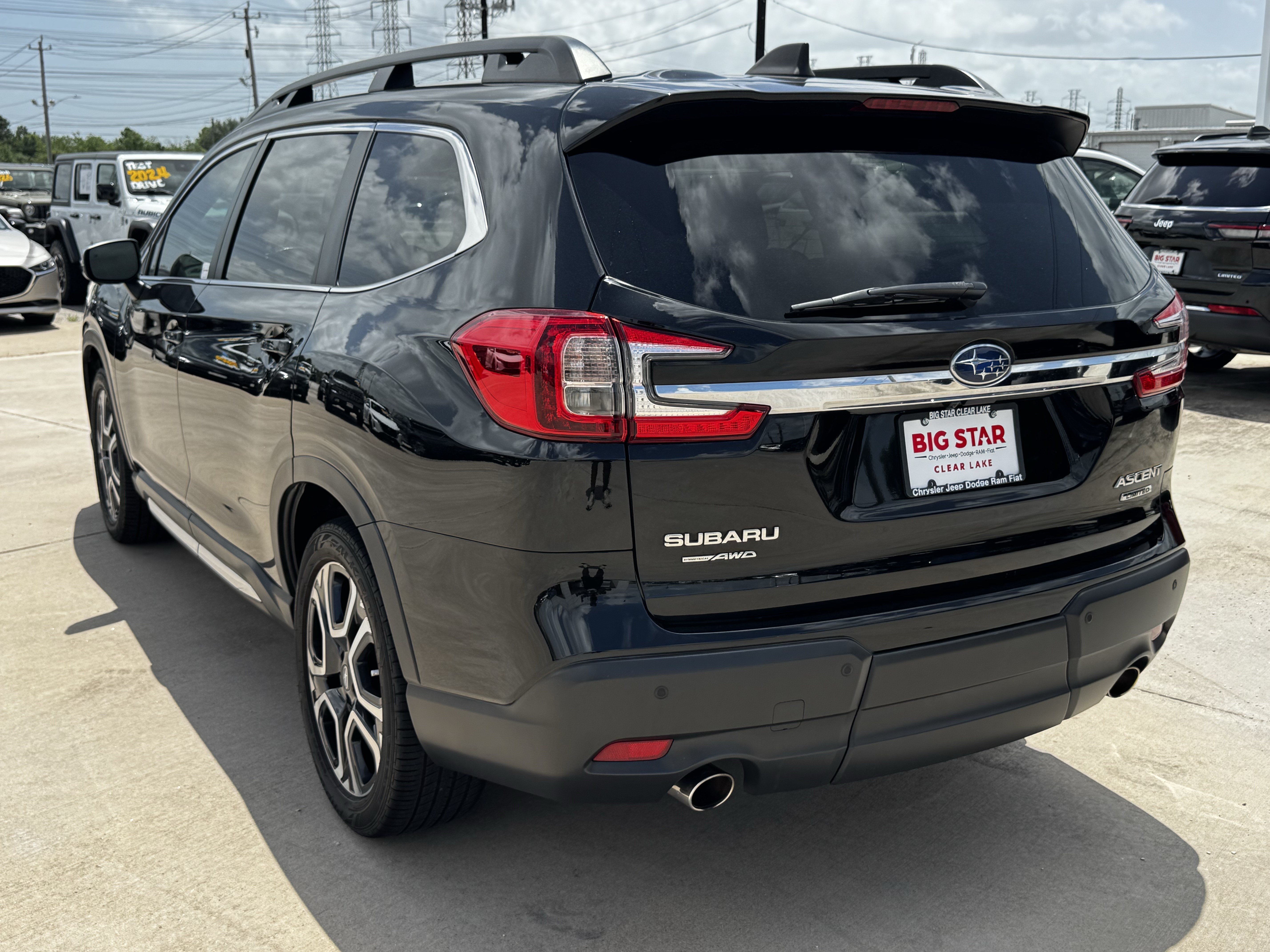Used 2023 Crystal Black Silica Subaru  image 7