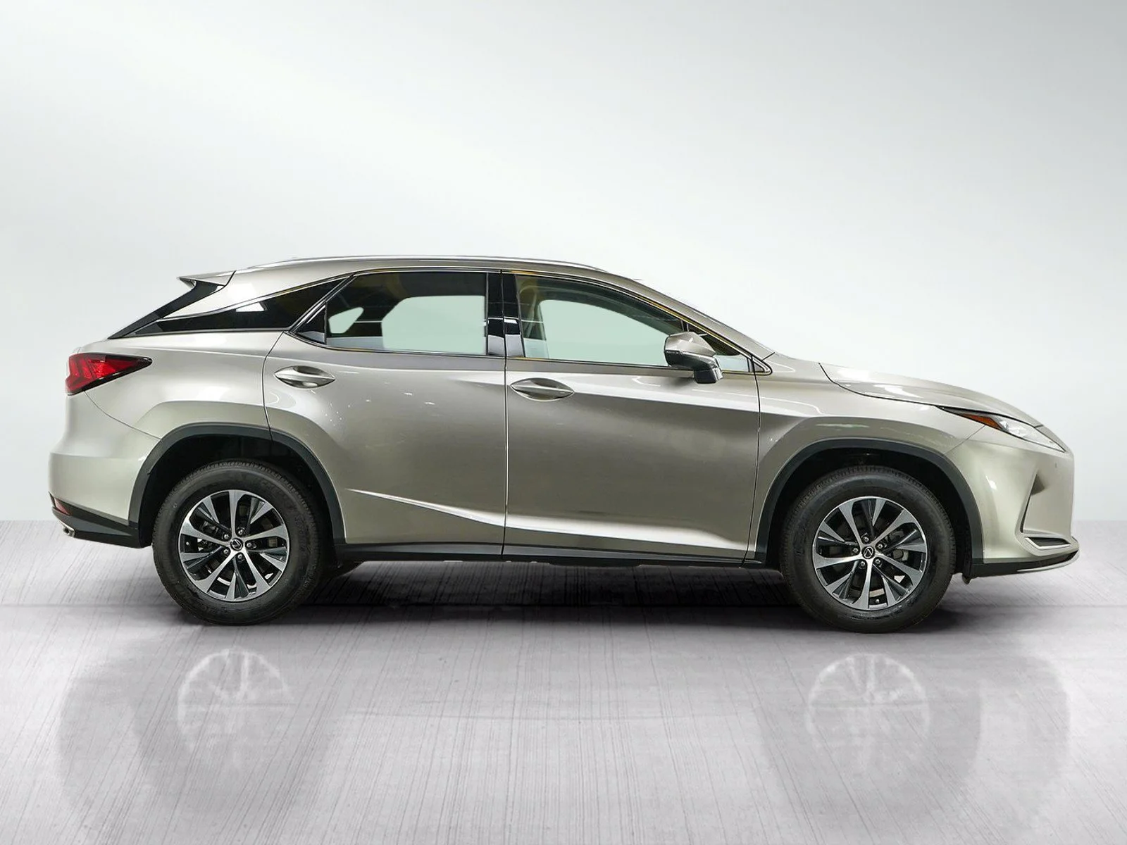 Used 2022 Silver Lexus 350 image 6