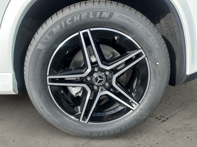 Used 2026  Mercedes-Benz GLE 450 image 14