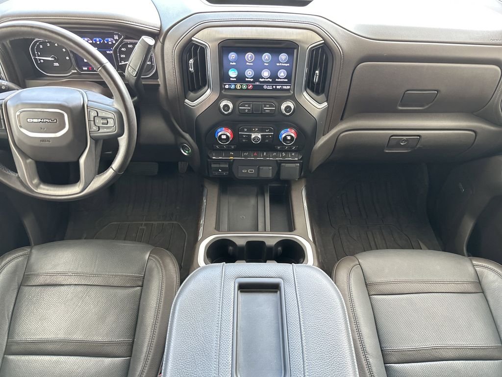 Used 2022 White GMC Denali image 19