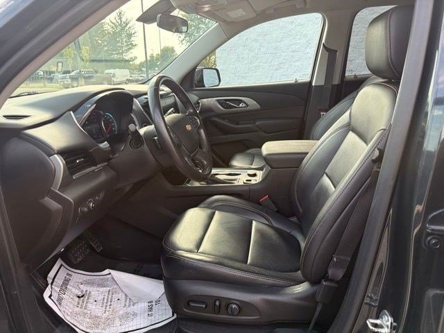 Used 2019 Graphite Metallic Chevrolet LT Leather image 13