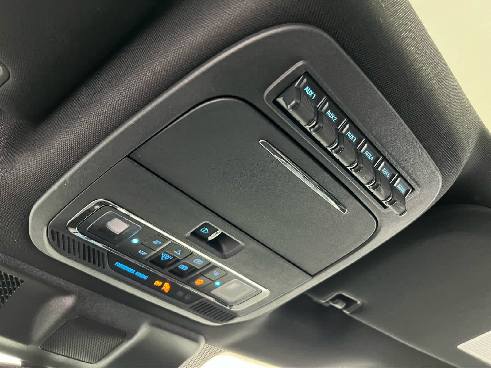 2023 Ford F-150 Raptor - Photo 22