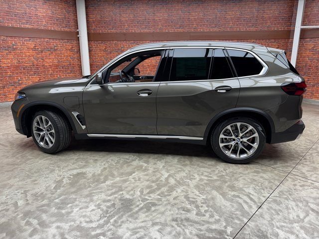 New 2026 Green BMW xDrive50e image 2